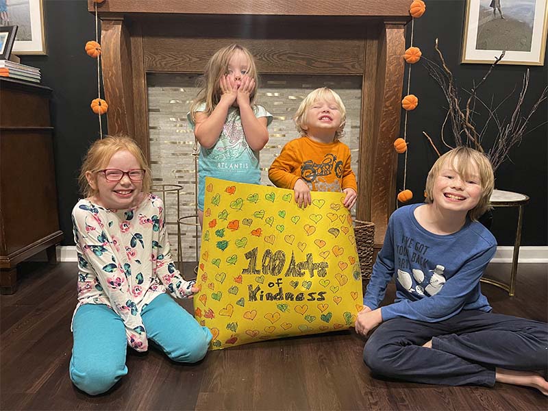 100 ACTS OF KINDNESS CHALLENGE The Templin Four