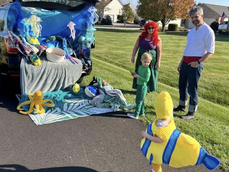 Trick or Treat emily family
